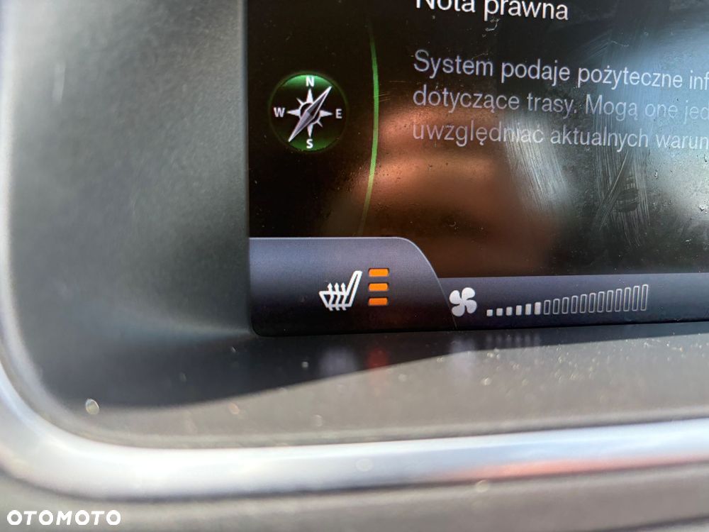 Volvo V40 D2 - 9
