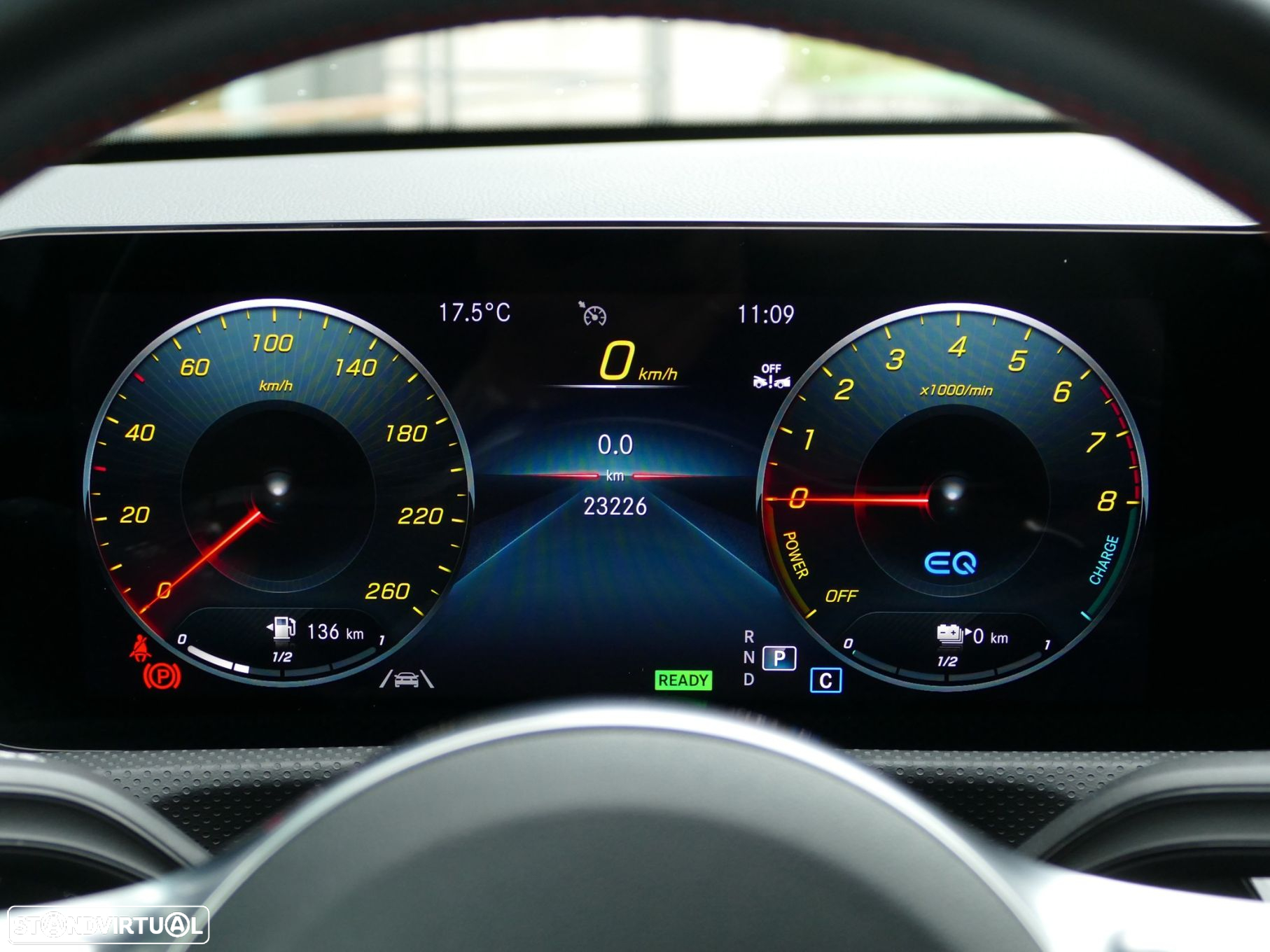 Mercedes-Benz A 250 Limousine e AMG Line - 10