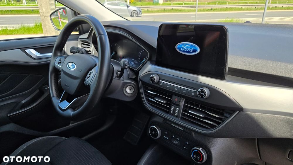 Ford Focus 1.5 EcoBlue Start-Stopp-System TITANIUM DESIGN - 14