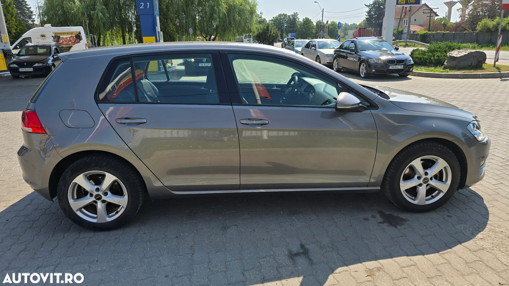 Volkswagen Golf 1.2 TSI BMT Comfortline - 3