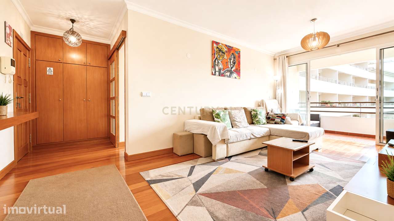 Moderno T1 em São Martinho, Funchal - Ilha da Madeira - Arrendamento - Grande imagem: 2/13