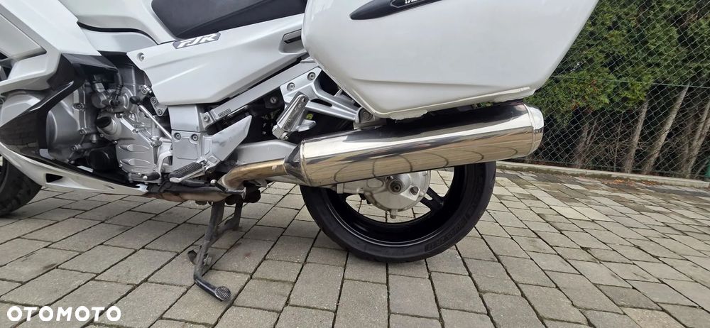 Yamaha FJR - 8