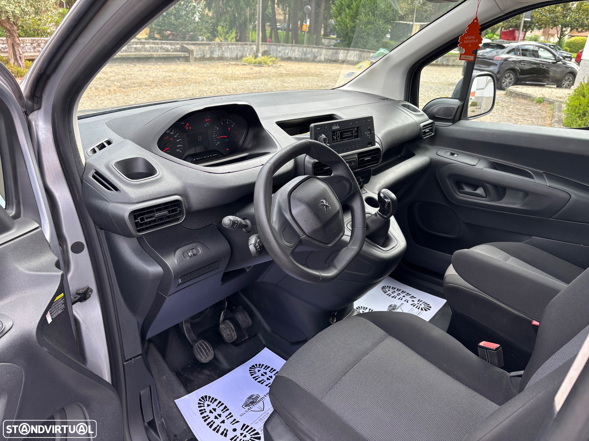 Peugeot Partner - 8