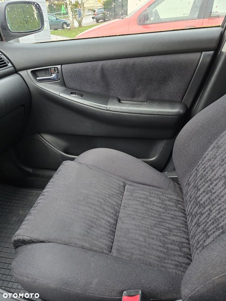 Toyota Corolla 1.4 VVT-i Terra - 6