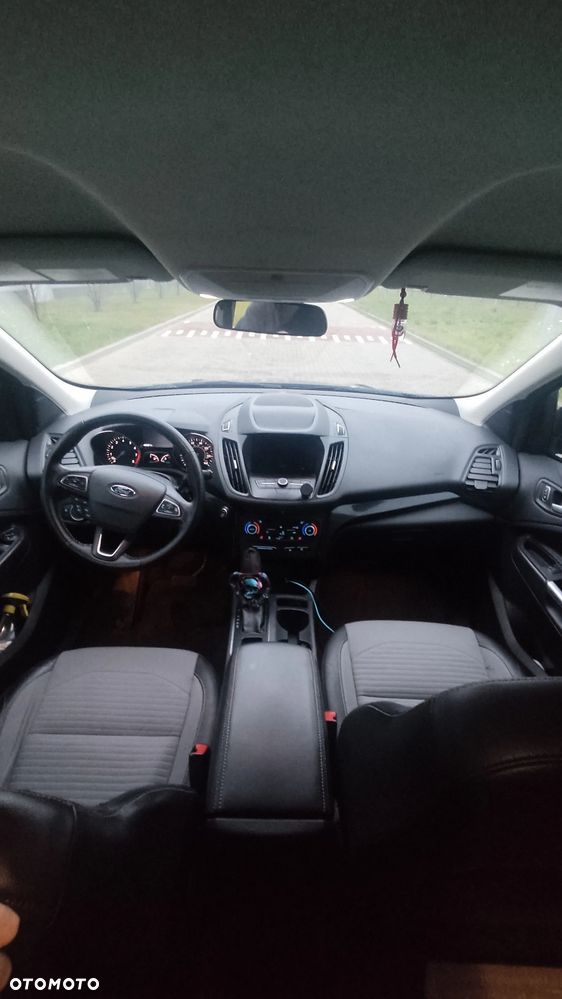 Ford Kuga 1.5 EcoBoost FWD Trend ASS GPF - 25