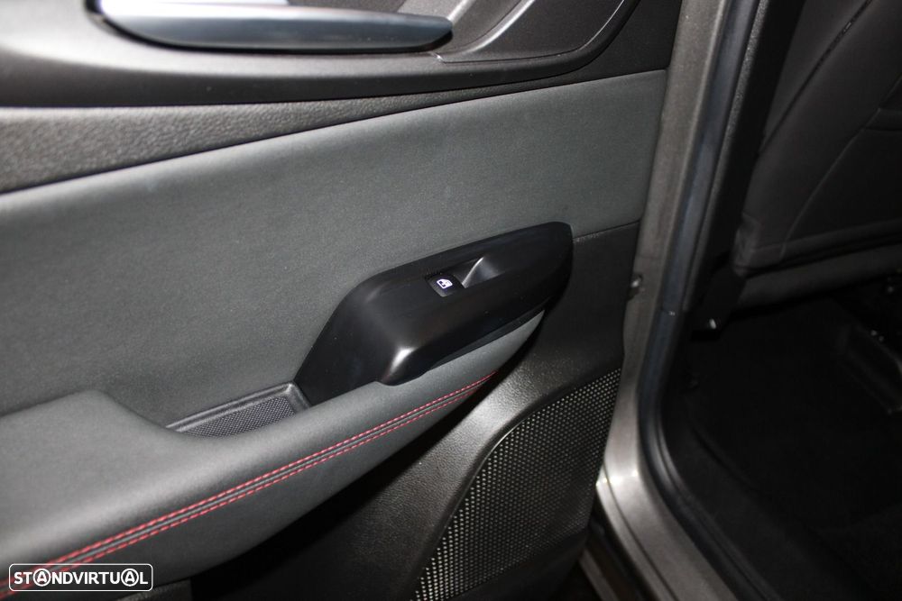 Alfa Romeo Tonale 1.3 Plug-In Hybrid Veloce e-AWD - 34