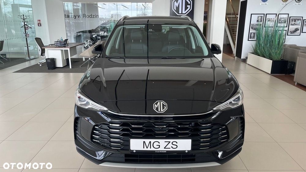 MG ZS Hybrid+ - 2