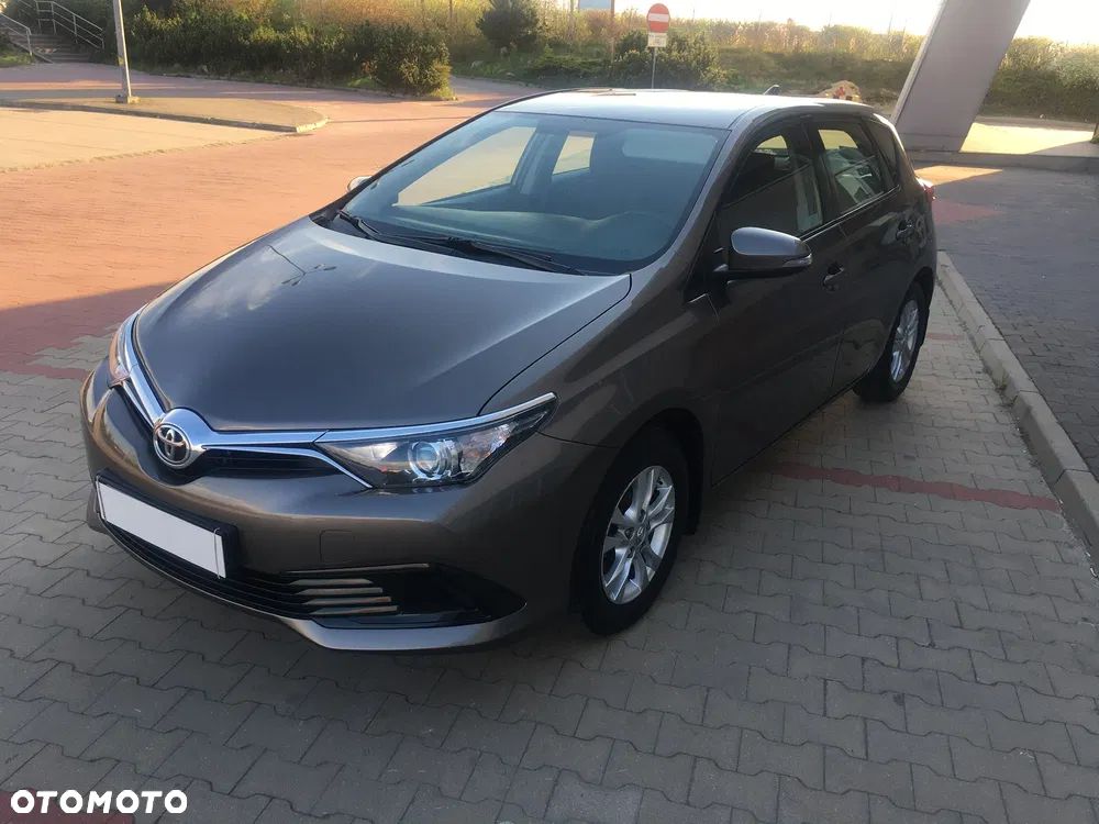 Toyota Auris - 3