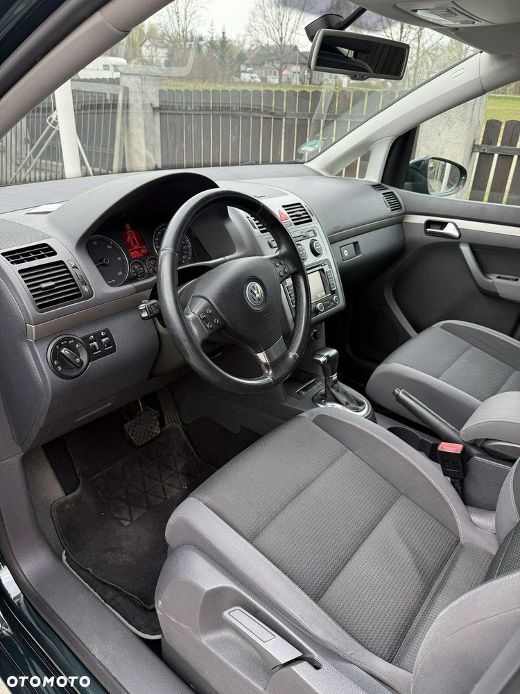 Volkswagen Touran - 7