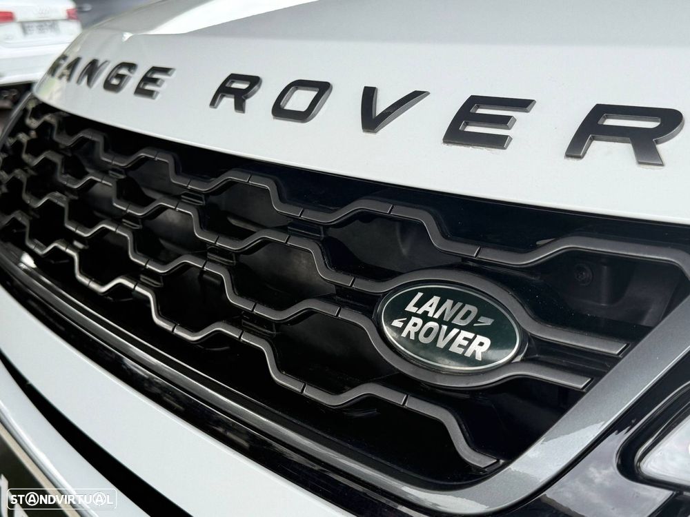 Land Rover Range Rover Evoque 2.0 D150 AWD R-Dynamic SE Auto - 24