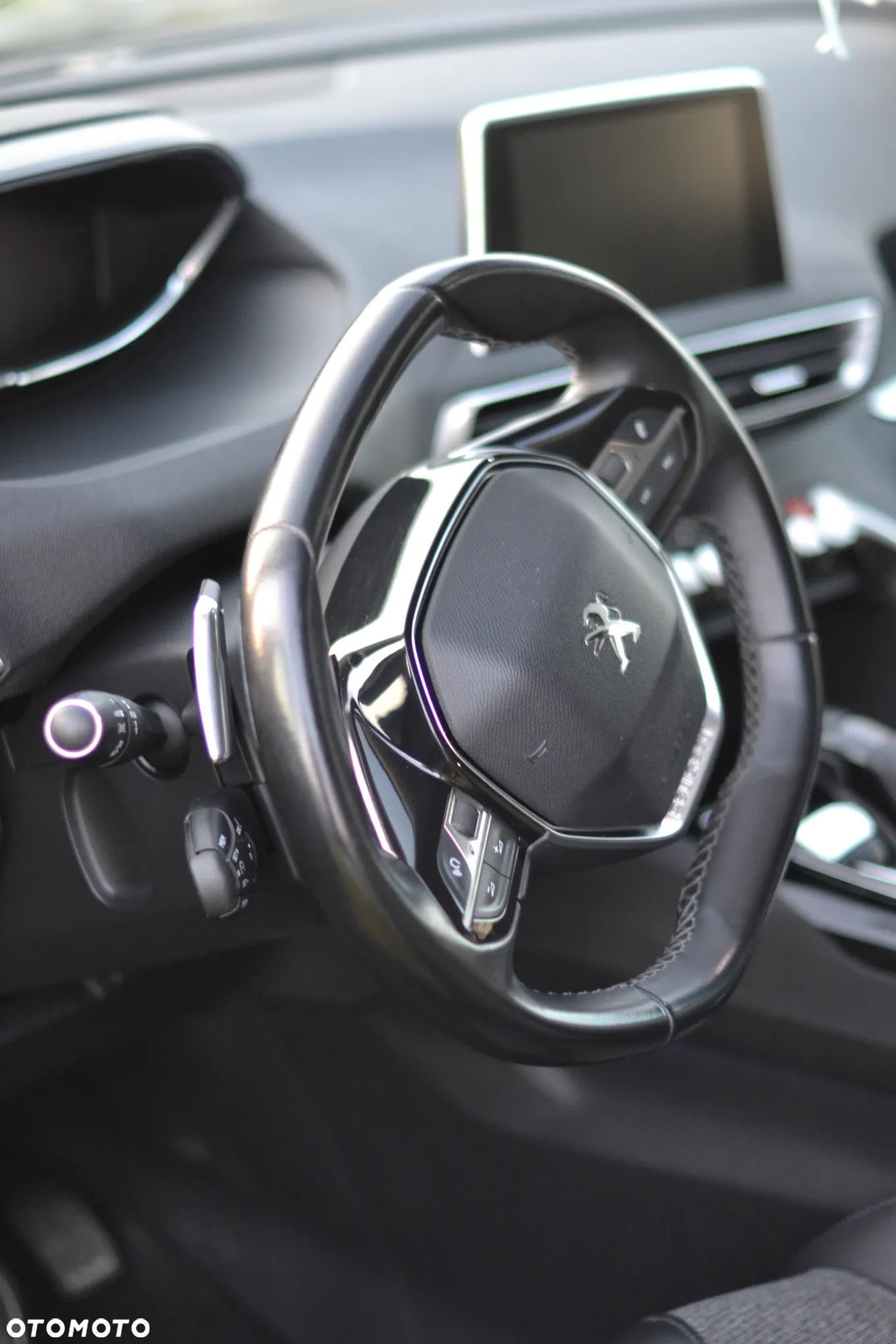 Peugeot 5008 1.6 THP Allure S&S EAT6 - 8