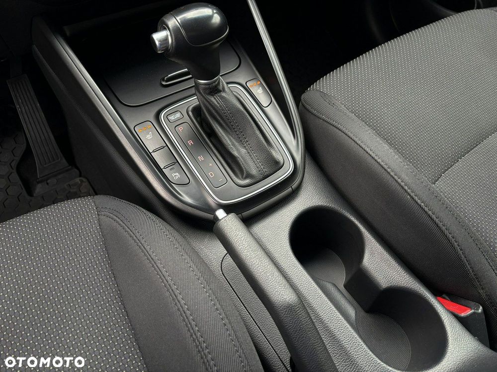 Kia Carens 2.0 GDI Automatik Edition 7 - 17