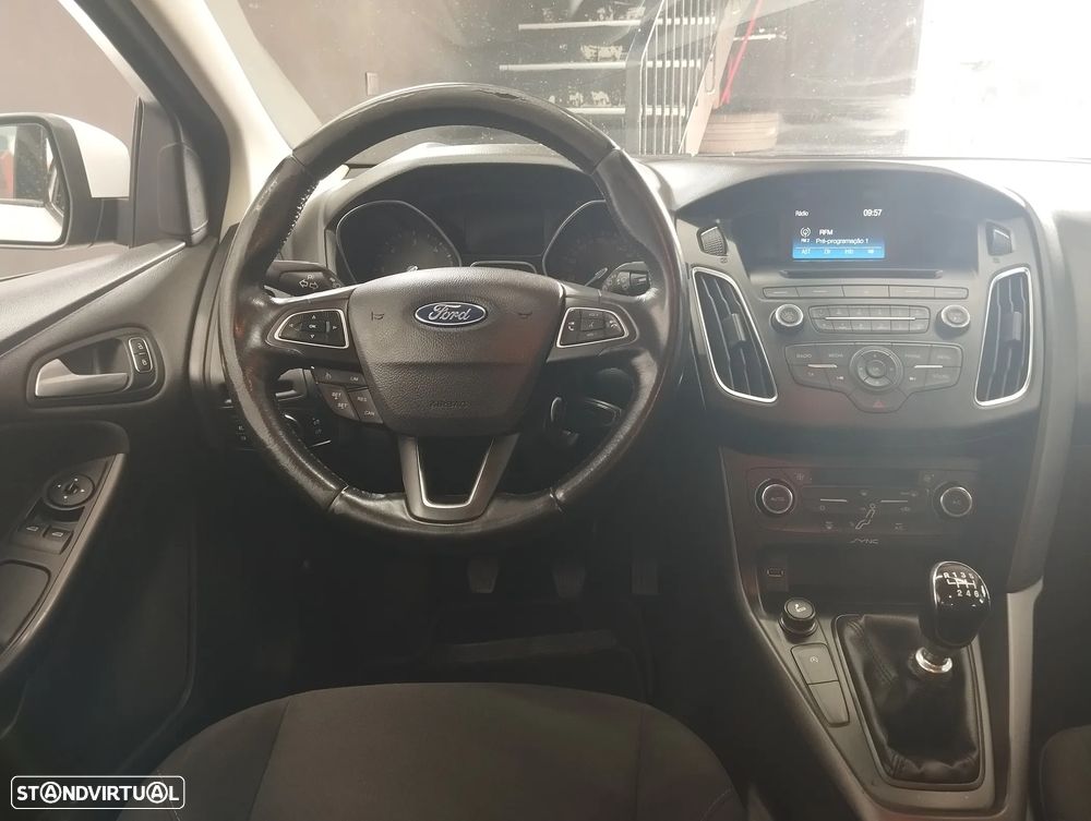 Ford Focus 1.5 TDCi Titanium - 13