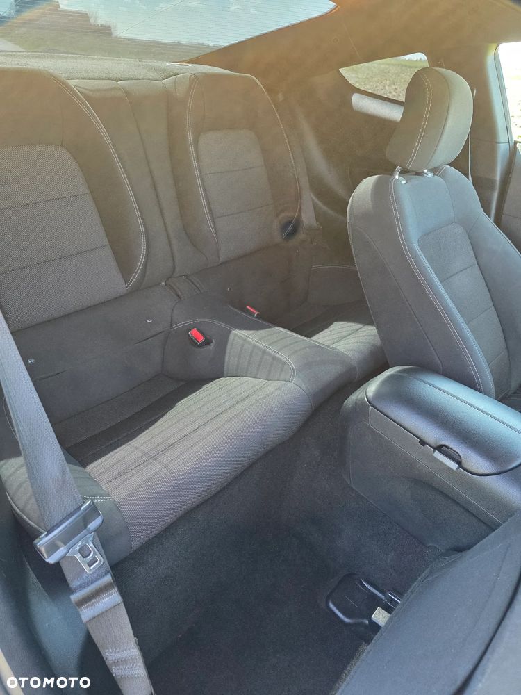 Ford Mustang 3.7 V6 - 31