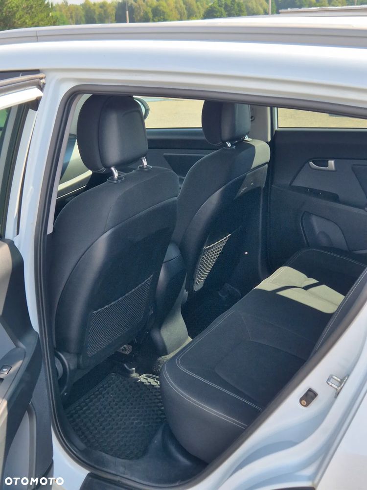 Kia Sportage 1.6 GDI L 2WD - 11