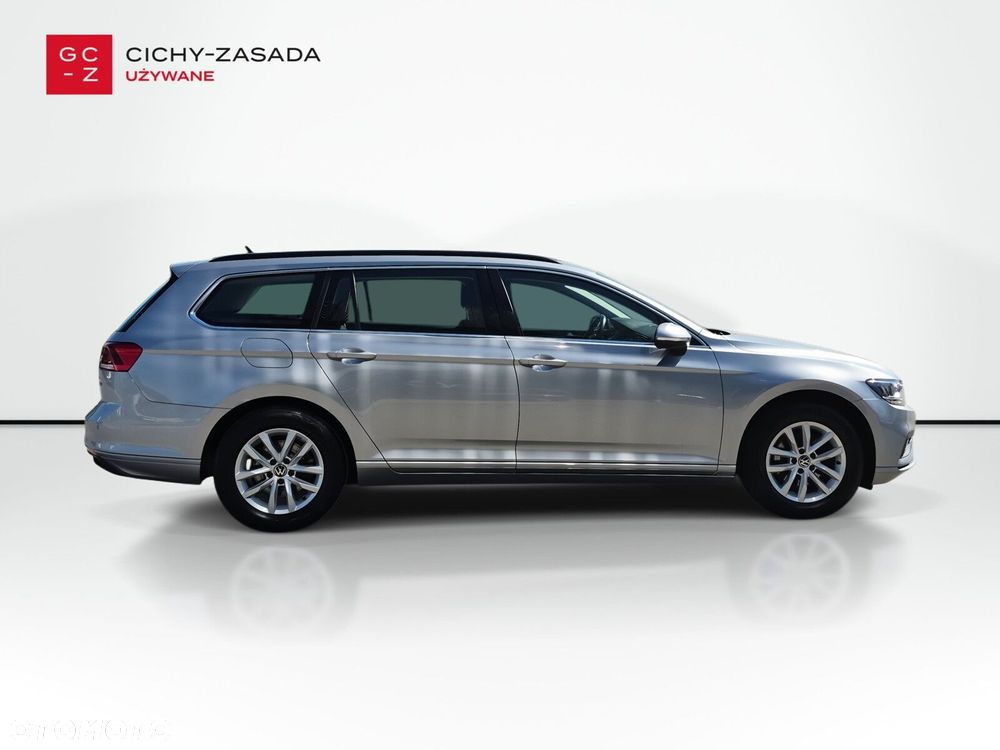 Volkswagen Passat Variant 2.0 TDI SCR Business Plus DSG - 6