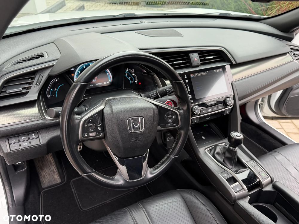 Honda Civic 1.0 i-VTEC Turbo Executive Premium - 12