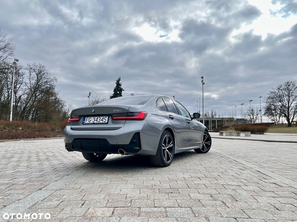 BMW Seria 3 318i M Sport sport - 13