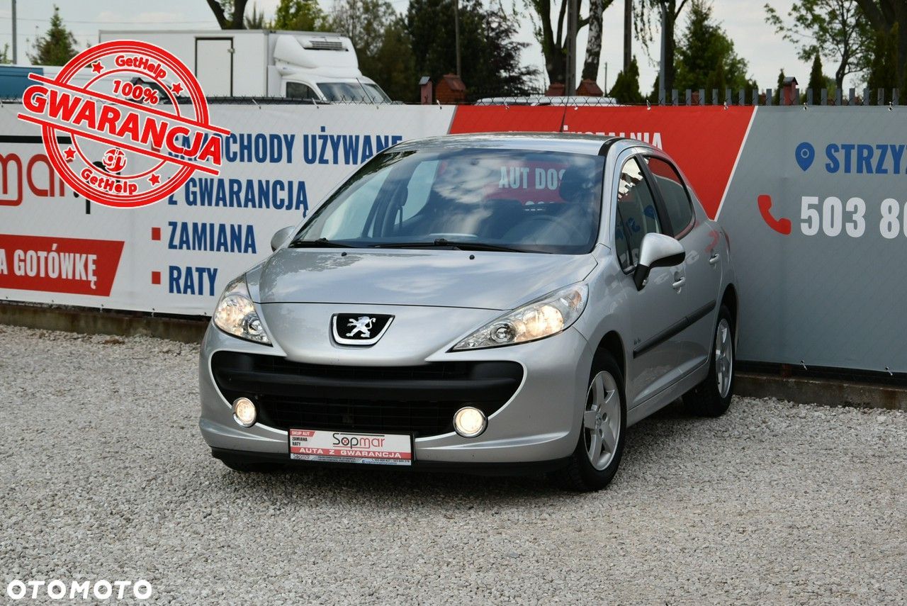 Peugeot 207 - 1