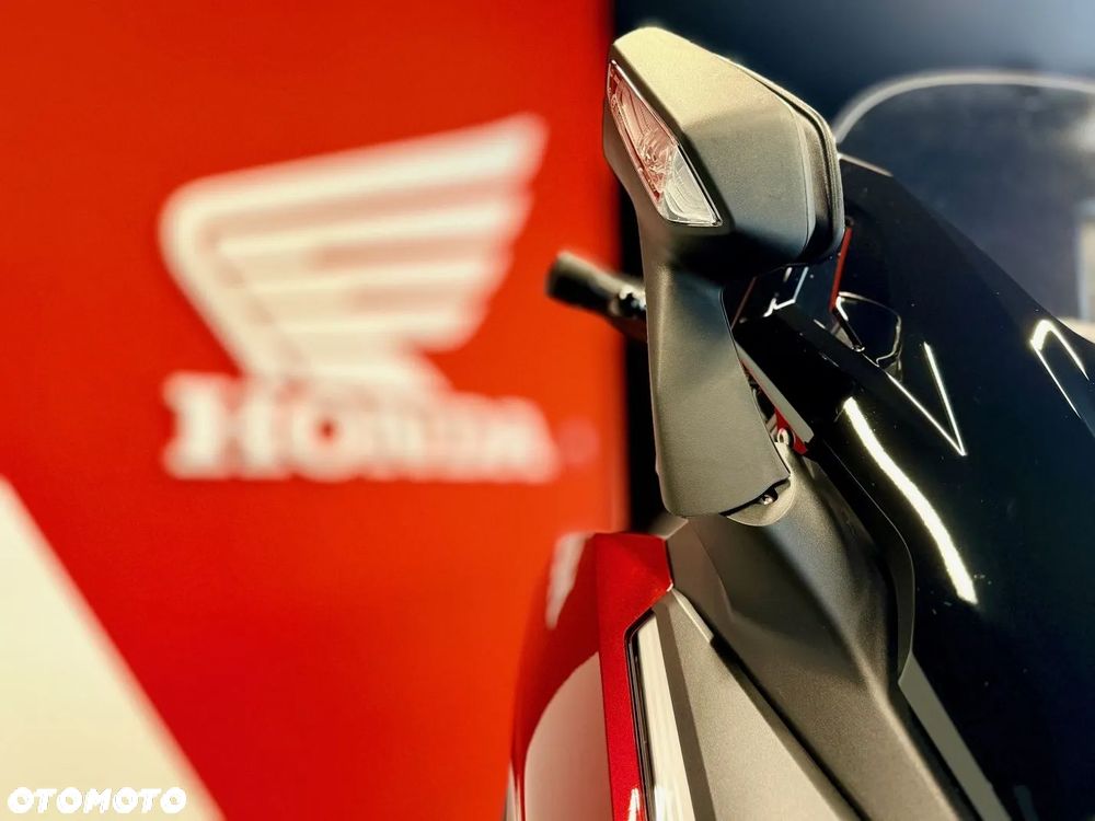 Honda NSS - 14