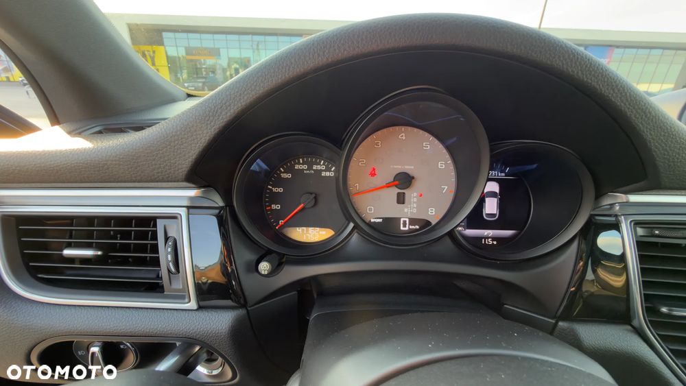 Porsche Macan - 20