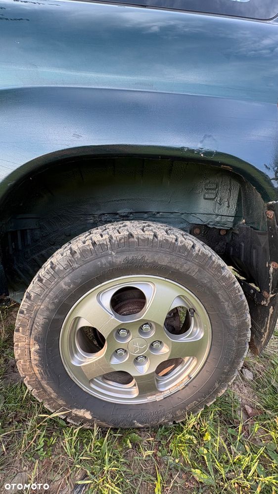 Mitsubishi Pajero Pinin - 14