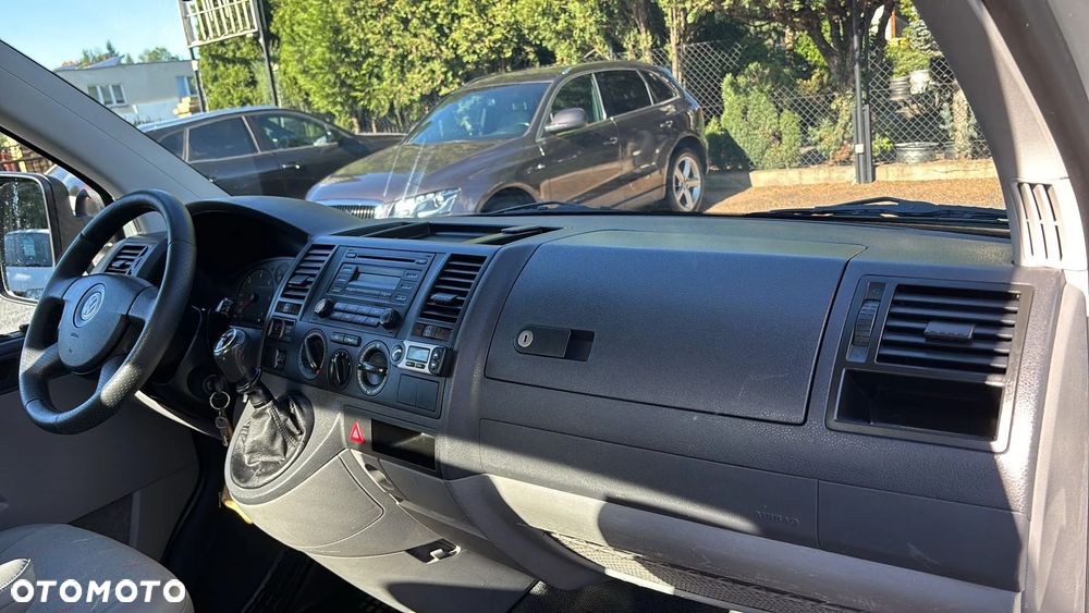 Volkswagen Transporter T5 - 16