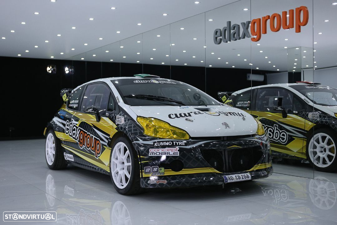 Peugeot 208 - 15