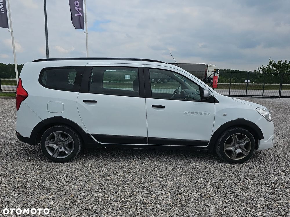 Dacia Lodgy 1.5 Blue dCi Stepway S&S EU6d - 4