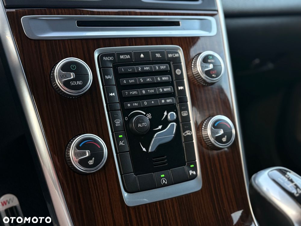 Volvo XC 60 D4 Drive-E Momentum - 23