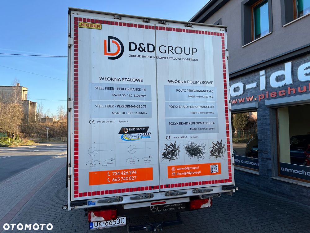 Mercedes-Benz 319 XXL - 8