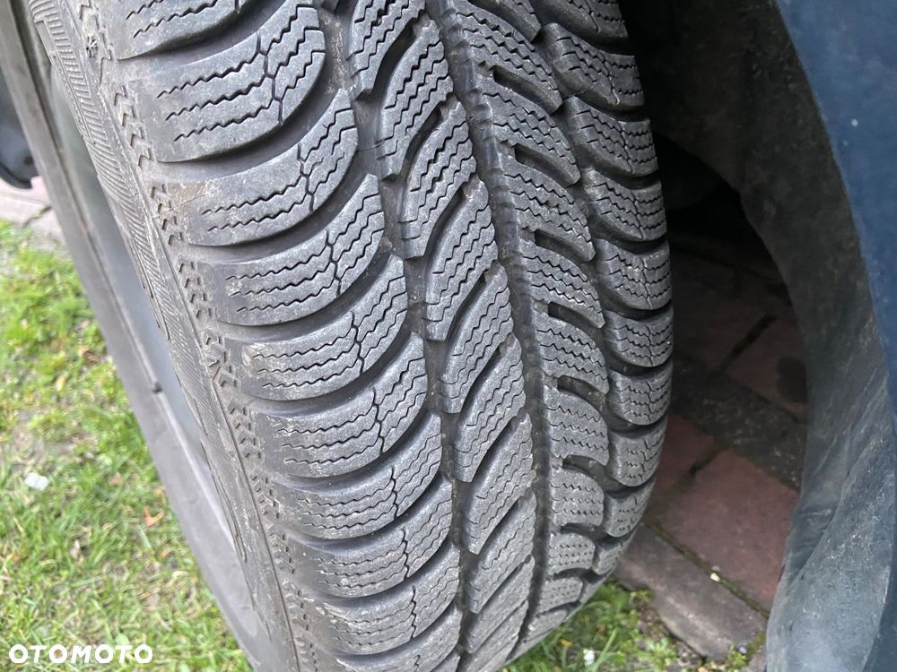 Volkswagen New Beetle 1.6 - 23