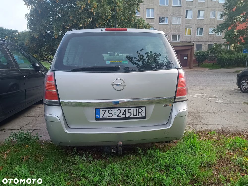 Opel Zafira - 3