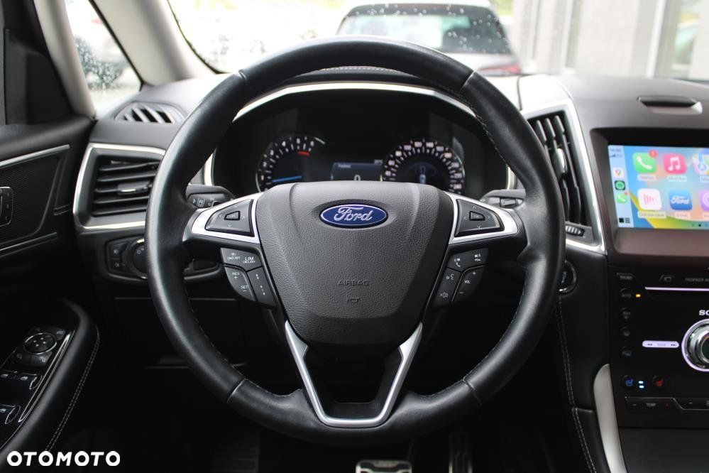 Ford S-Max - 14