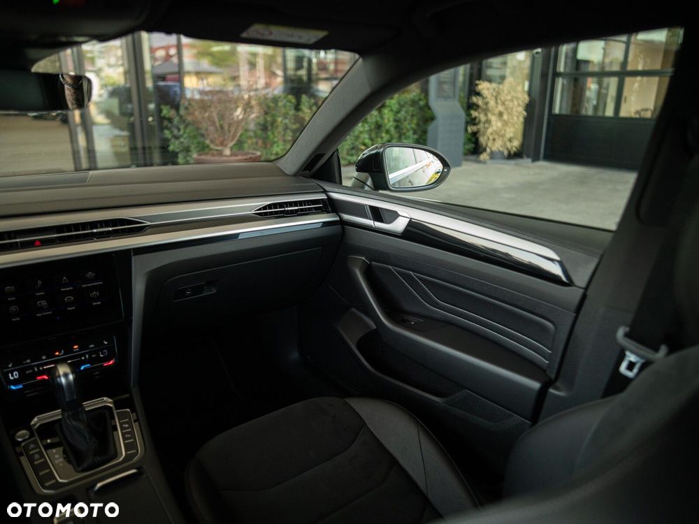 Volkswagen Arteon 2.0 TDI R-Line DSG - 19
