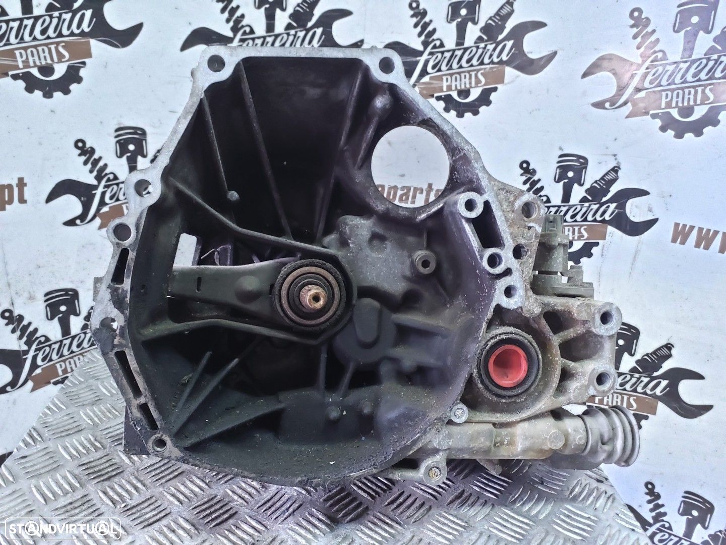 Caixa de velocidades Honda Civic 1.4i REF: 1M-2069800 - 1