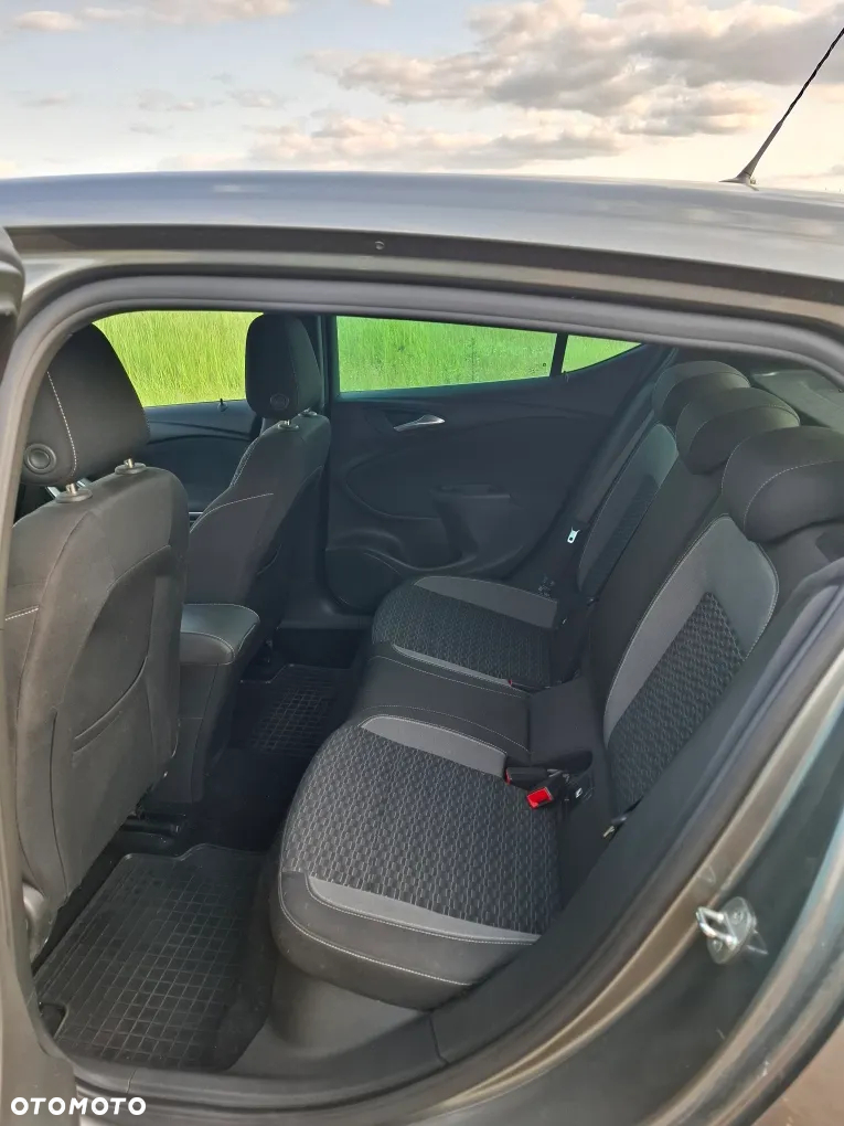 Opel Astra V 1.2 T GS Line S&S - 14