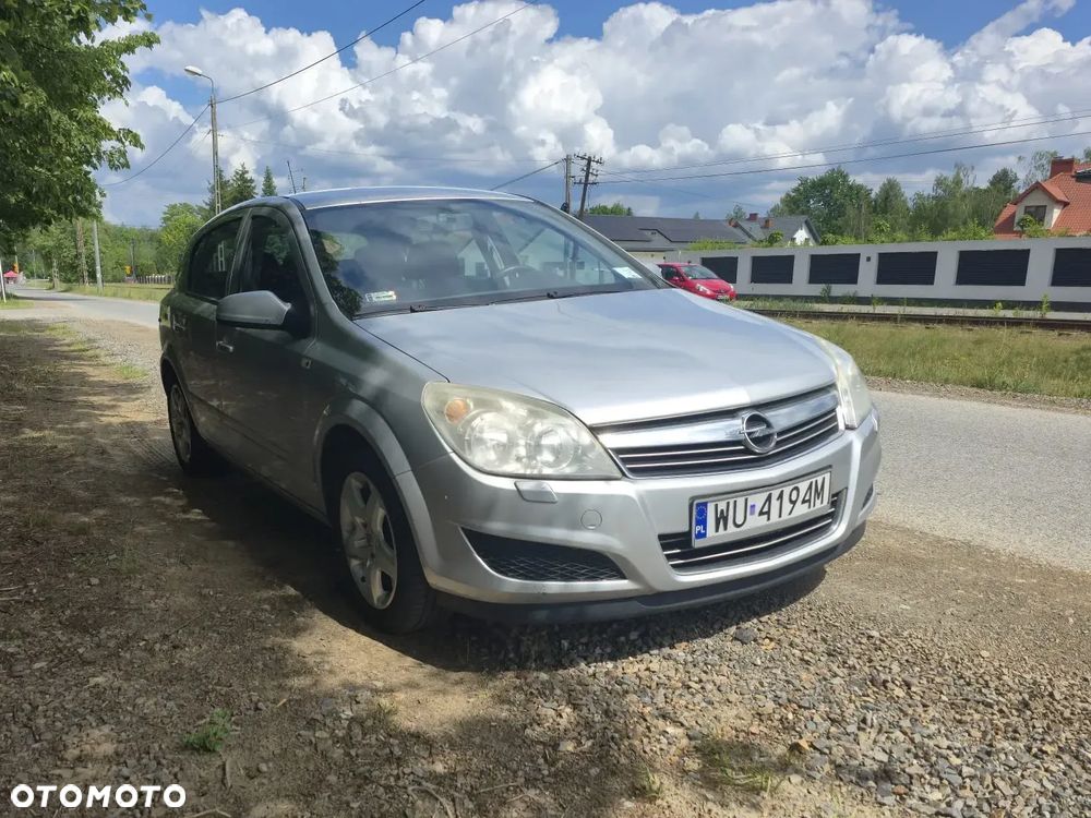 Opel Astra 1.6 Enjoy - 1