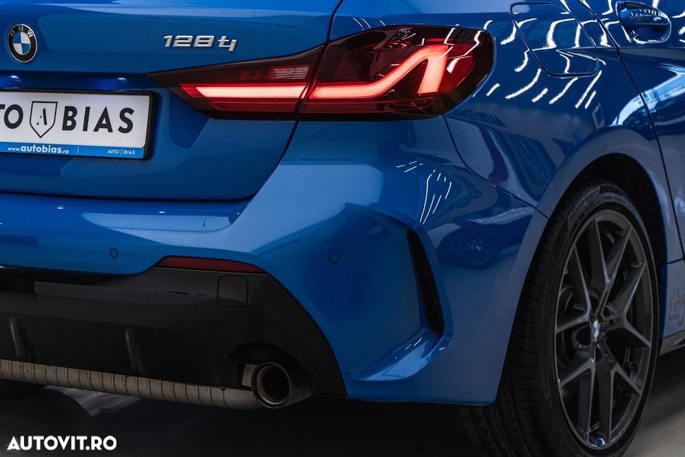 BMW Seria 1 128ti Aut. - 38