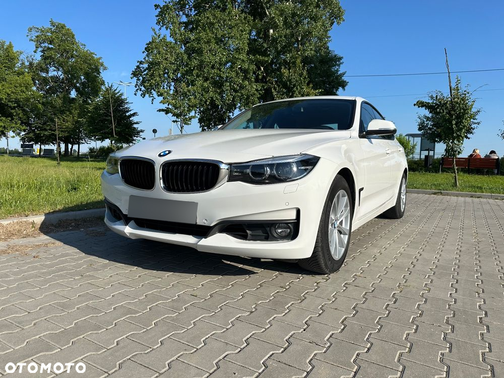 BMW 3GT 320i Advantage - 3