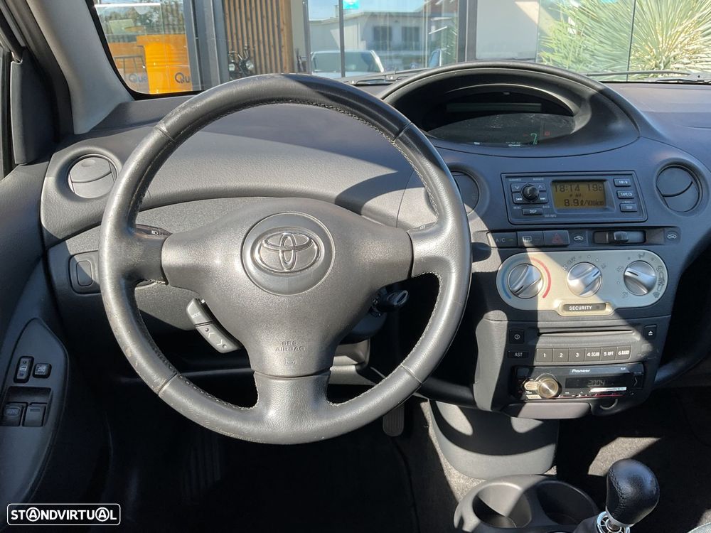 Toyota Yaris 1.0 In-Pack - 23