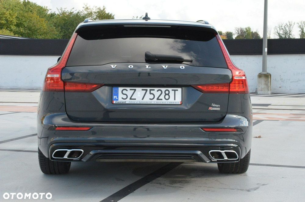 Volvo V60 T6 AWD Geartronic R-Design - 17
