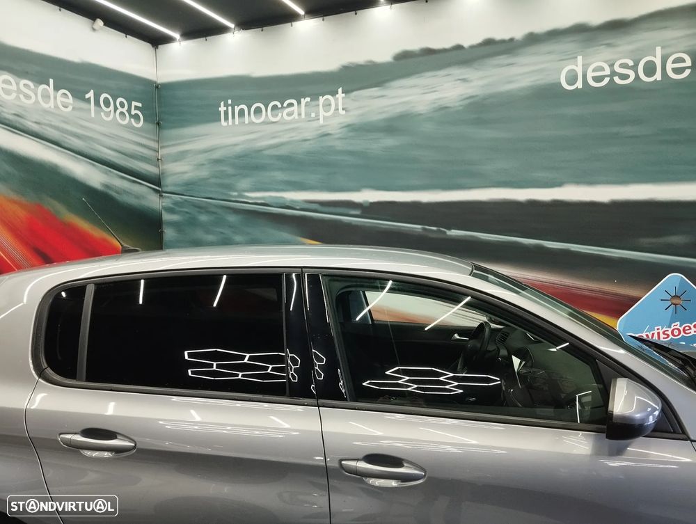 Peugeot 308 1.5 BlueHDi Style - 11