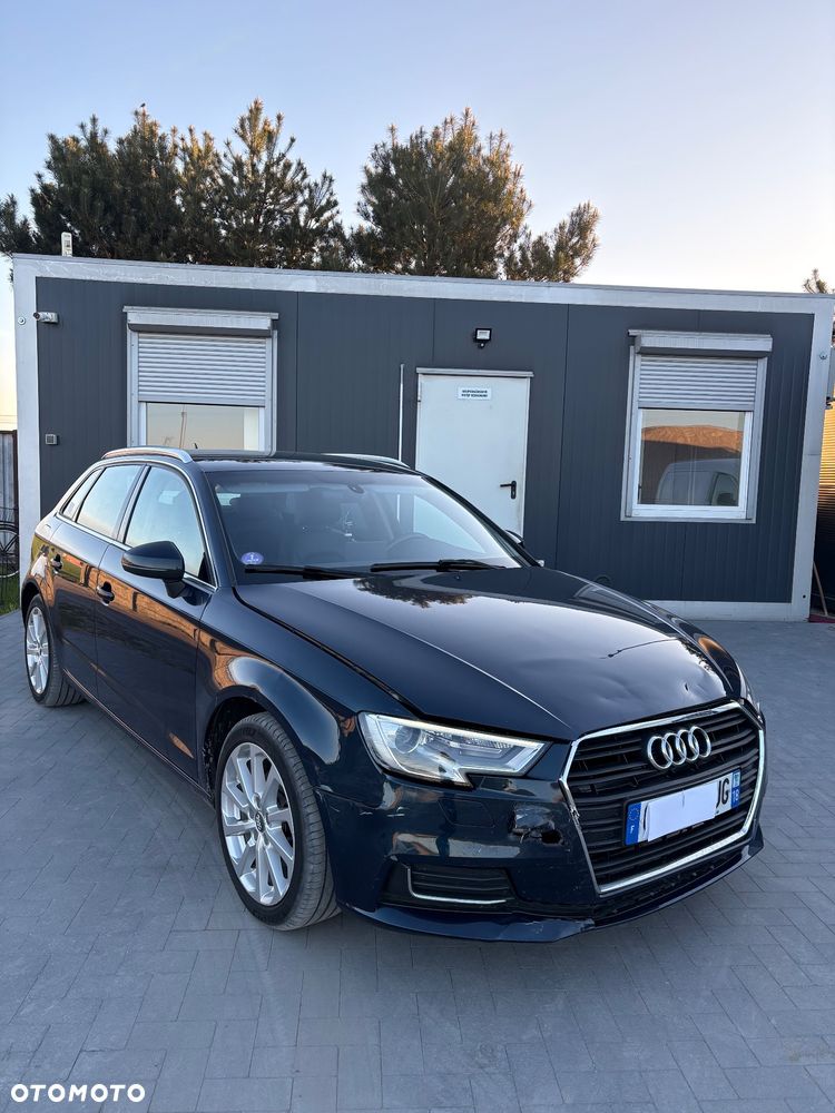 Audi A3 Sportback - 2