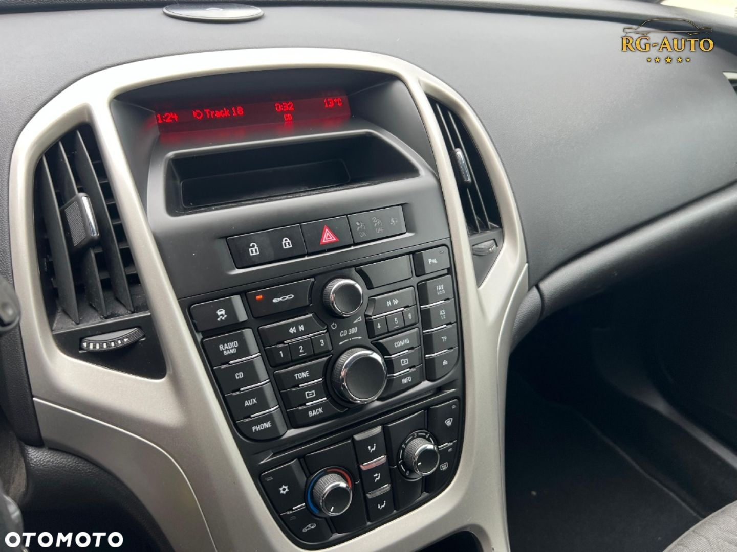 Opel Astra - 25
