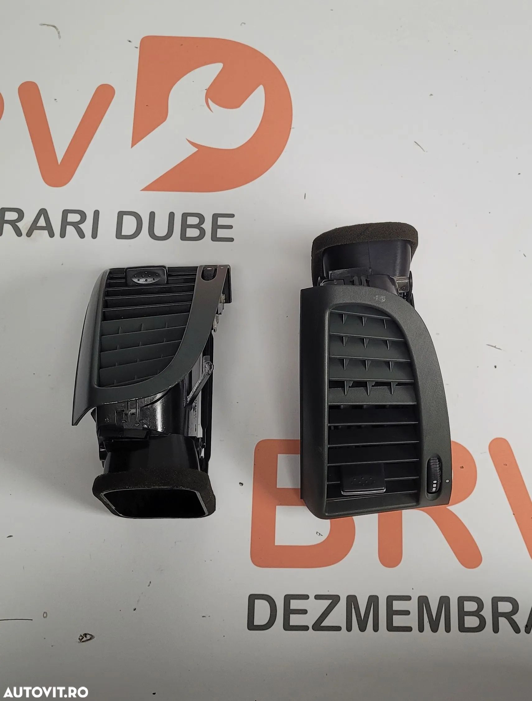 Grila ventilatie bord pentru Mercedes Vito W639 2,2 motorizare Euro 5 2010-2014 an fabricatie - 1