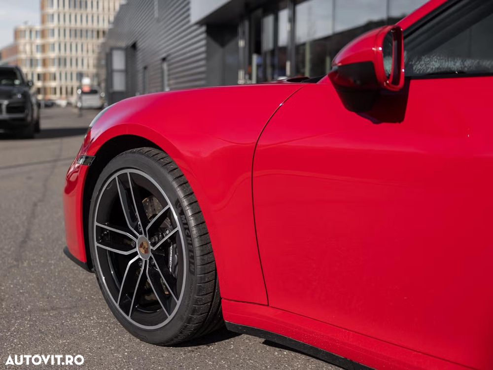 Porsche 911 Carrera PDK - 25