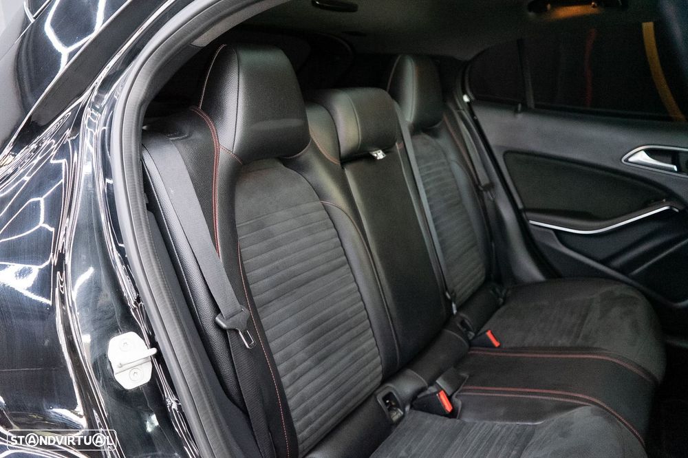 Mercedes-Benz GLA 220 d AMG Line - 47