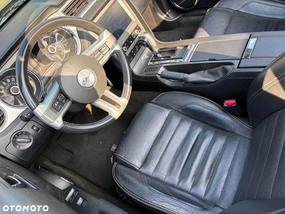 Ford Mustang 3.7 V6 Premium - 18
