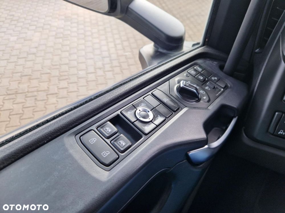 Scania P410A4X2NB Przód Na Poduszce - 15